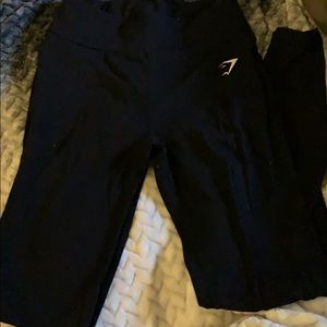 Gym shark leggings